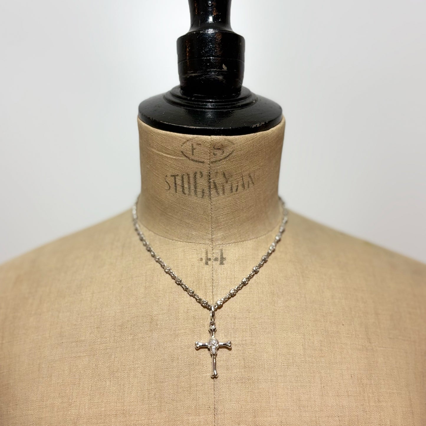 LOREE RODKIN SKULL BONE CROSS PENDANT