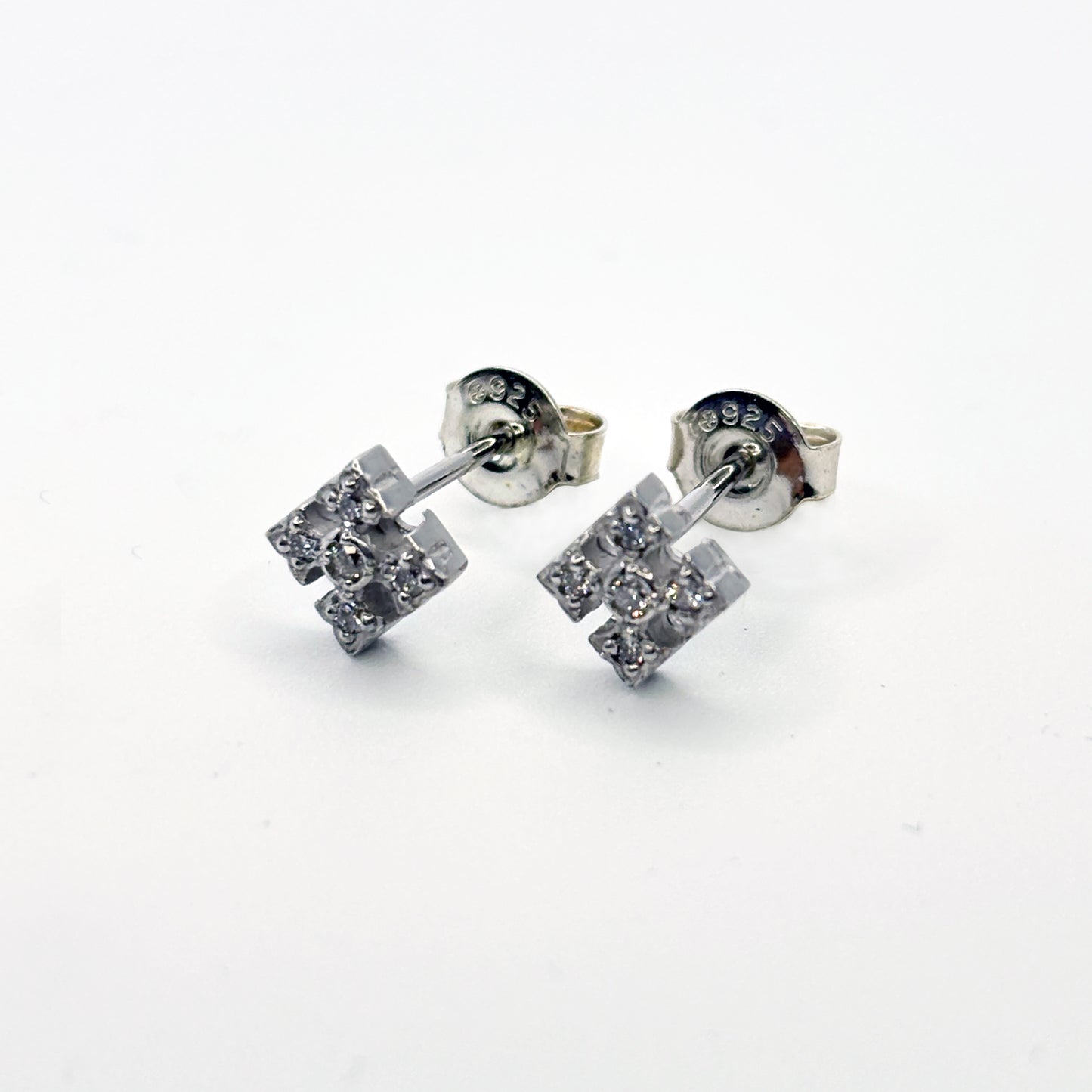 TINY FANCY CROSS STUD EARRING(ONE FOR PAIR)