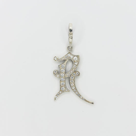 MEDIVAL INITIAL PENDANT "R"