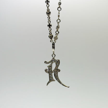 MEDIVAL INITIAL PENDANT "R"