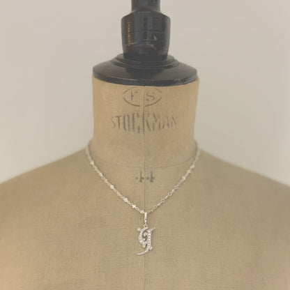 MEDIVAL INITIAL PENDANT "Y"