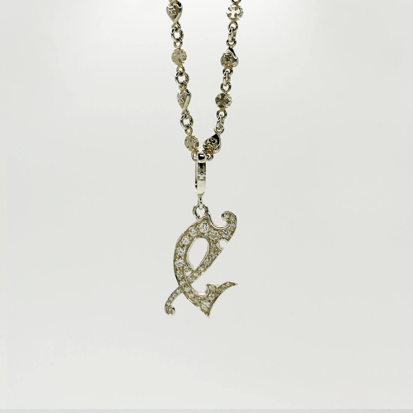 MEDIVAL INITIAL PENDANT "C"