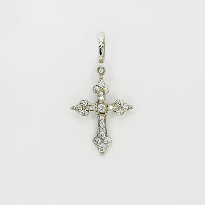 MEDIUM GOTHIC CROSS PENDANT