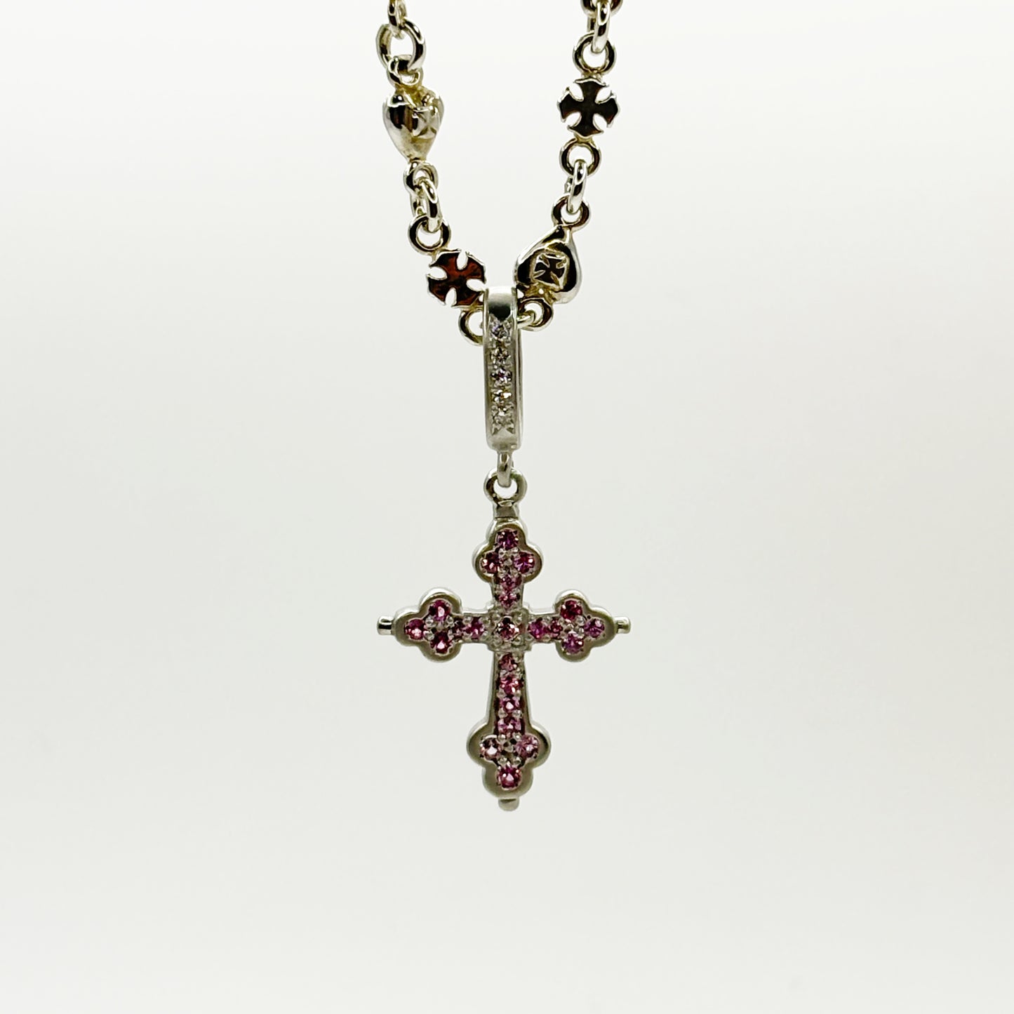 MINI GOTHIC CROSS PENDANT