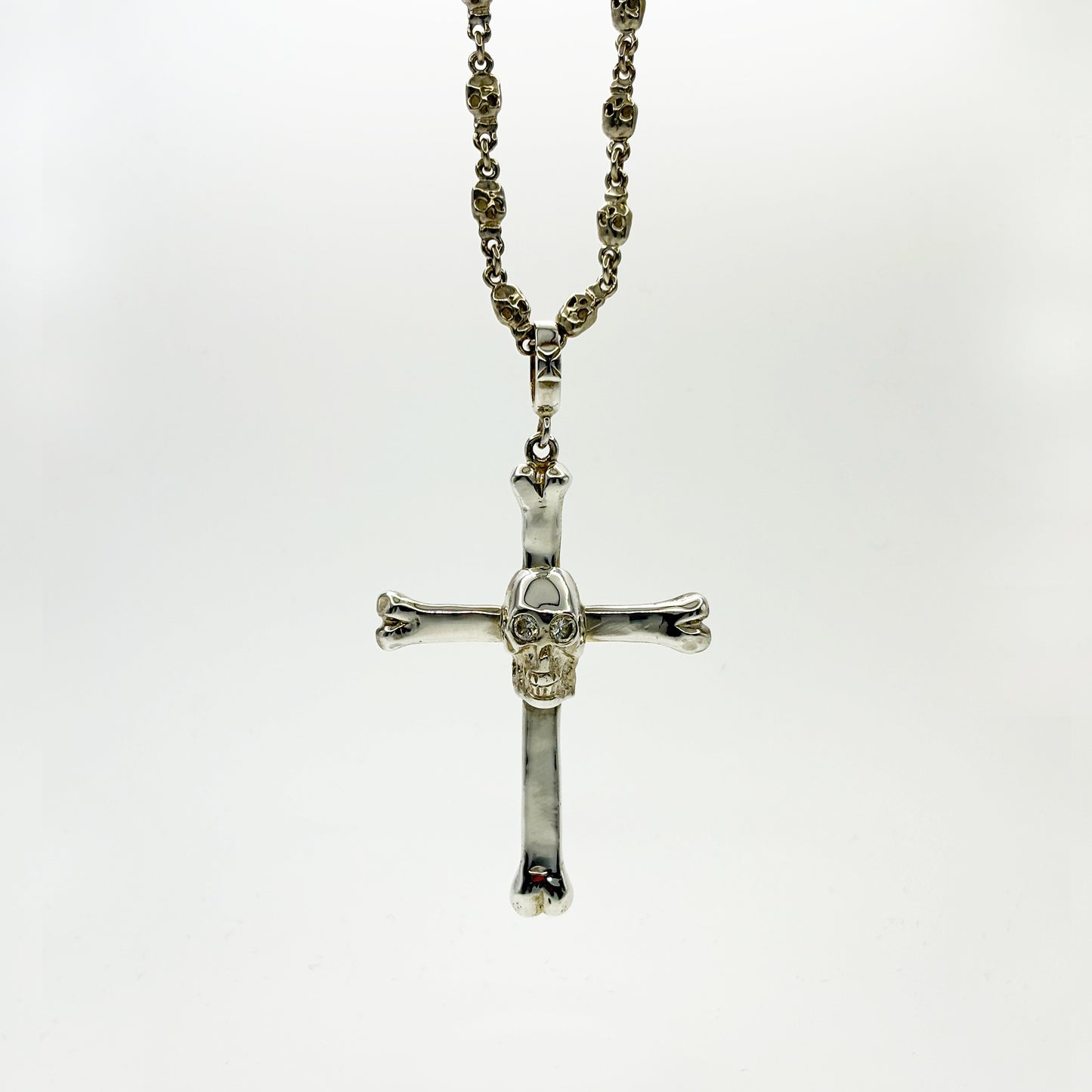 LOREE RODKIN SKULL BONE CROSS PENDANT