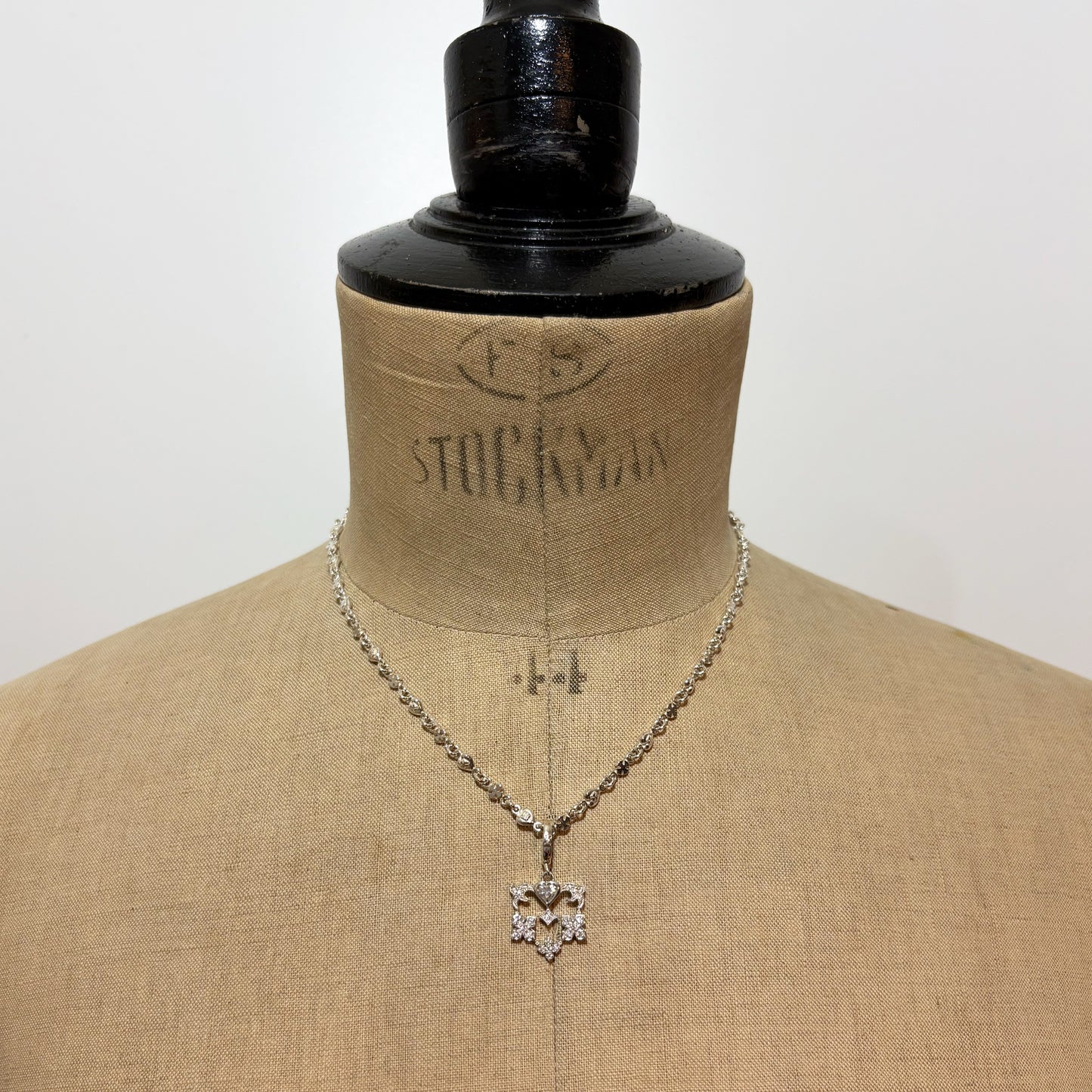LOREE RODKIN OPEN HEART PENDANT