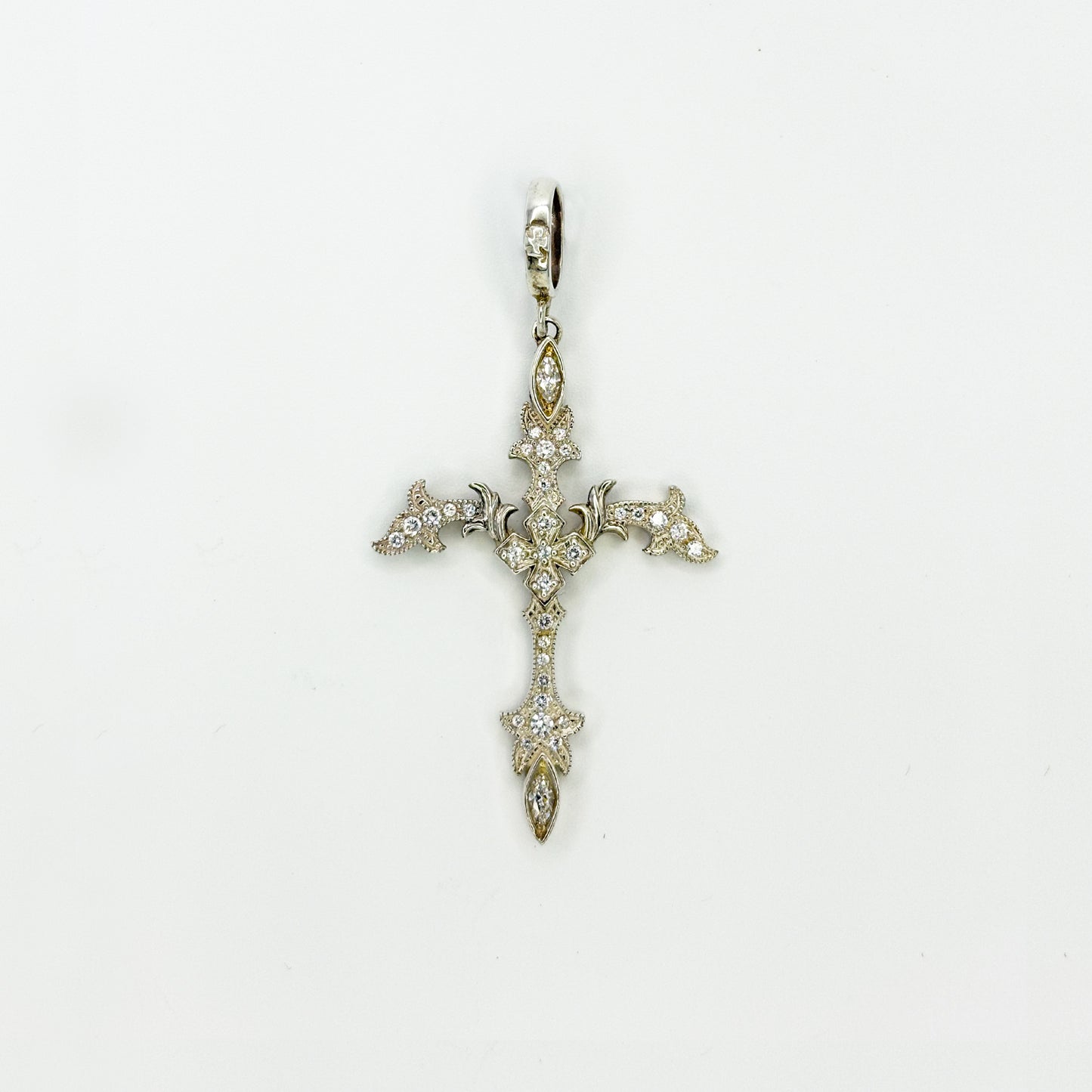 NATIVE CROSS PENDANT