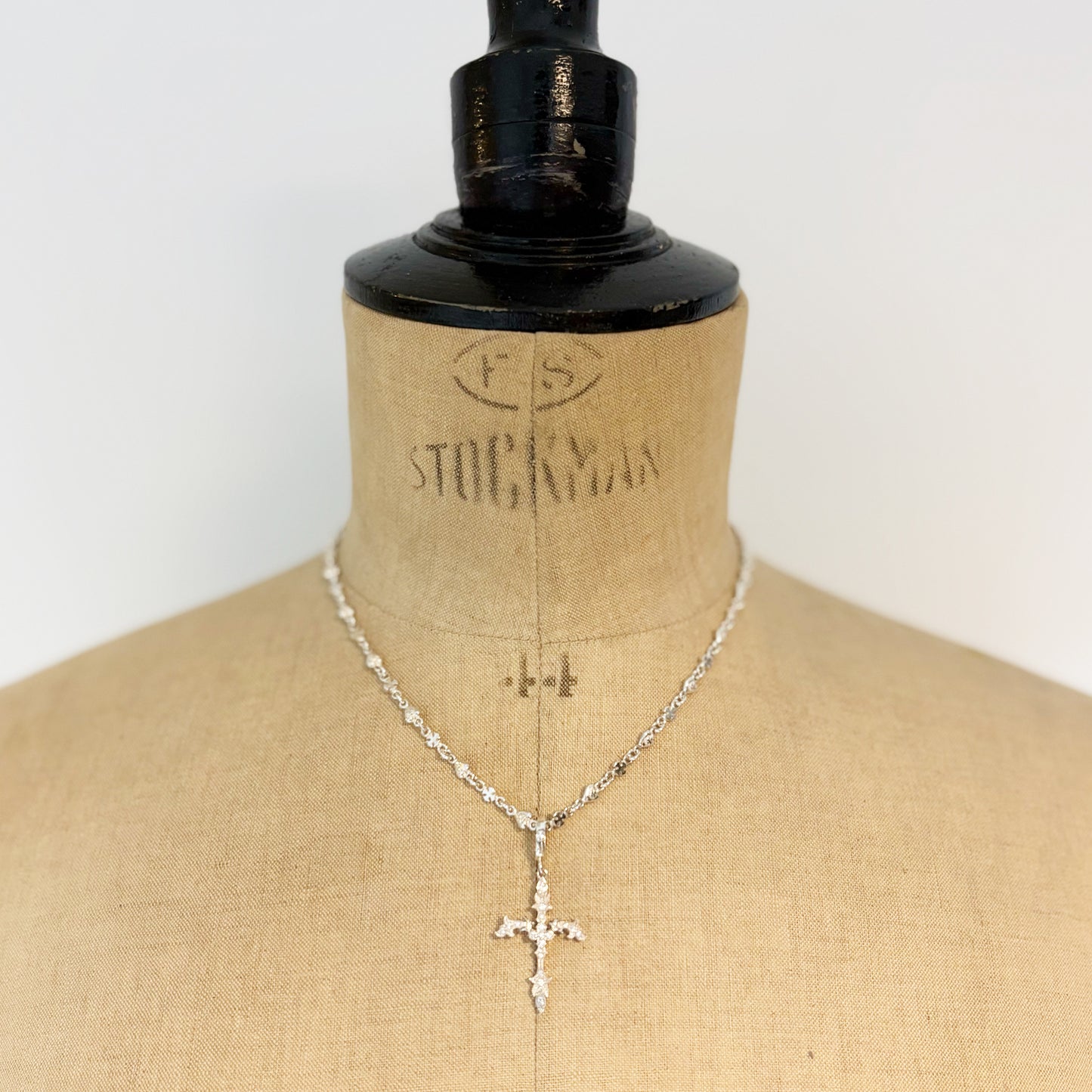 SMALL NATIVE CROSS PENDANT