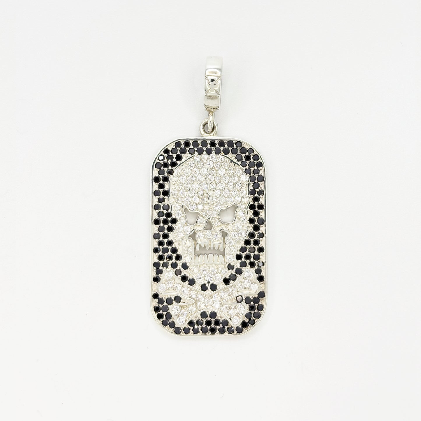 LOREE RODKIN SKULL CROSS BONE TAG