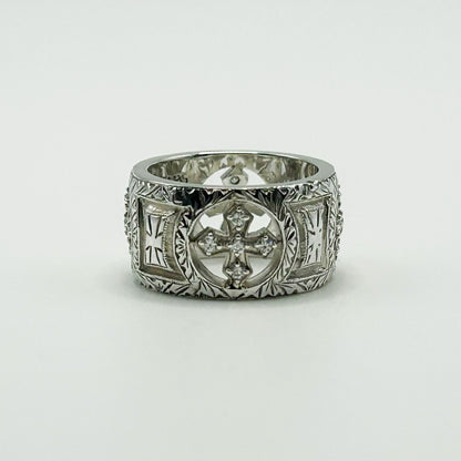NGRAVED WIDE BAND W/PRINCESS ROUND