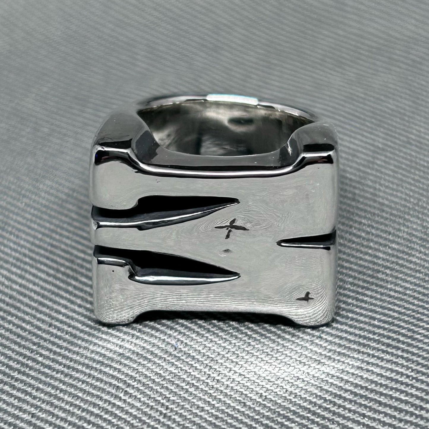CREST RING/M