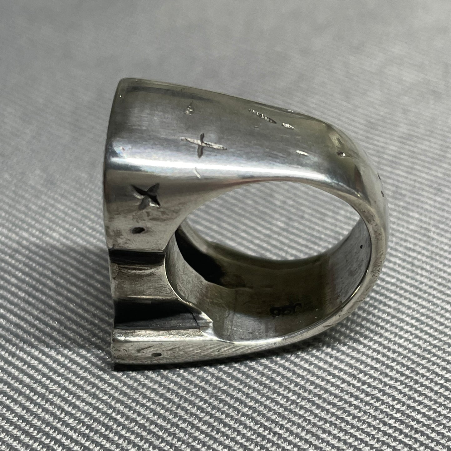 CREST RING/R
