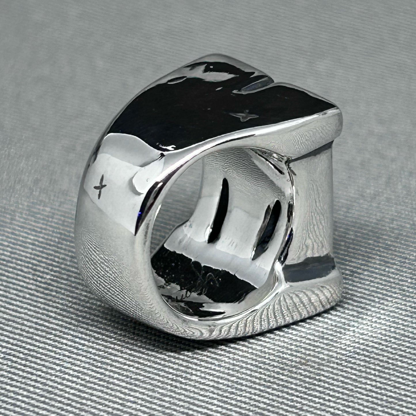 CREST RING/M